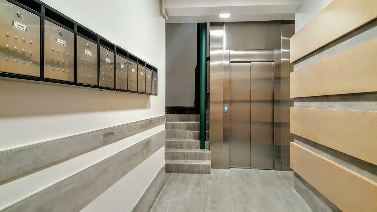 דירות פמפלונה At Compania 100 M2 2 Wc מראה חיצוני תמונה